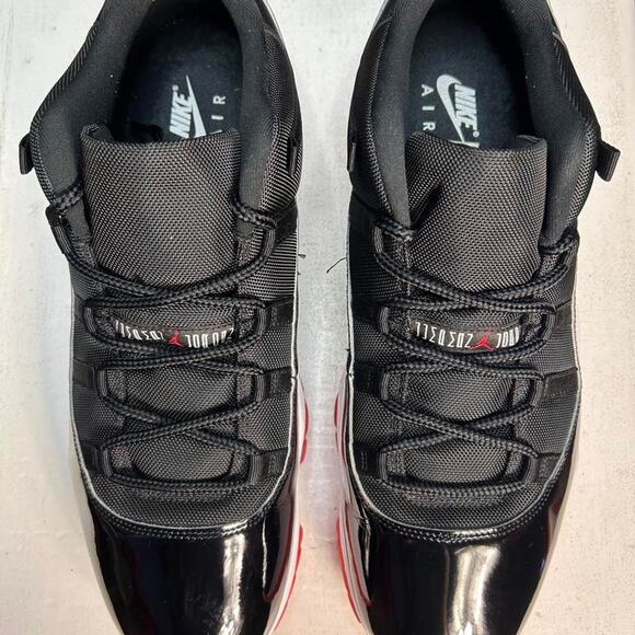 Jordan 11 low bred black main image 5